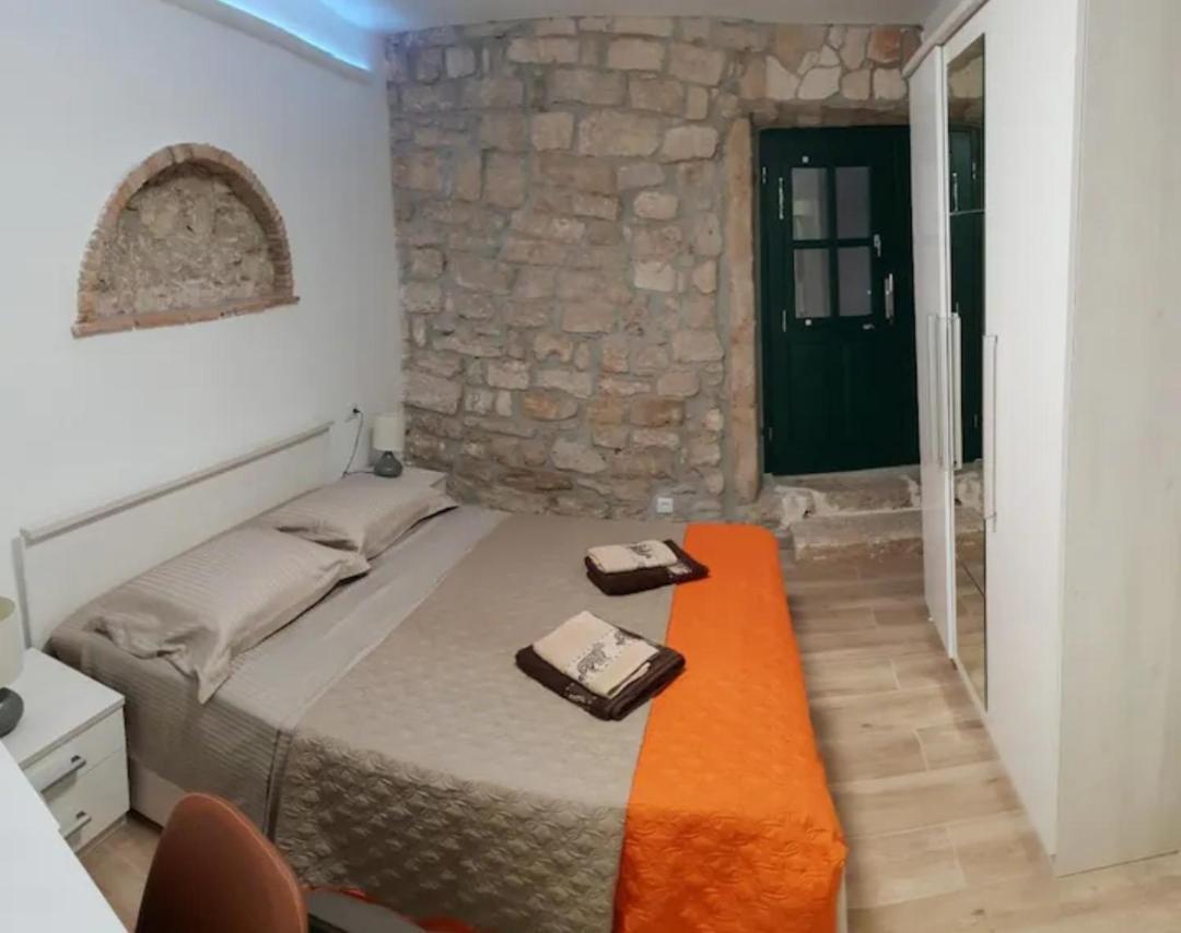 Appartamento House Batisacco Rovigno Esterno foto